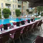 Club Sunset Aparthotel 3*