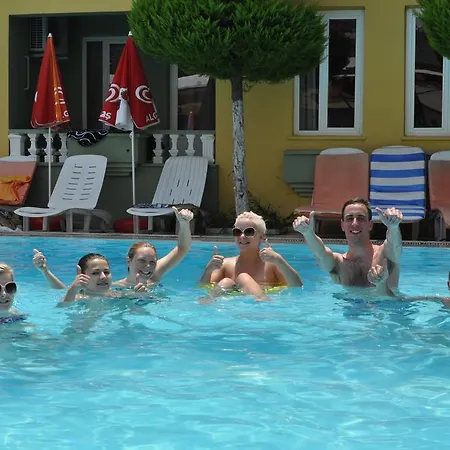 Club Sunset Lägenhetshotell