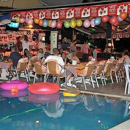 アパートホテル Club Sunset