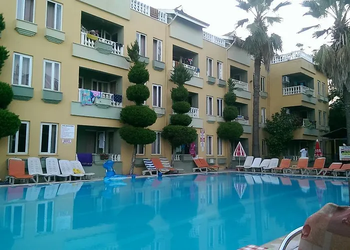 Apart Otel Club Sunset 3*