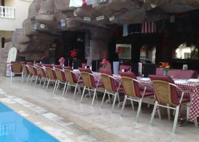 Club Sunset Apartmanhotel