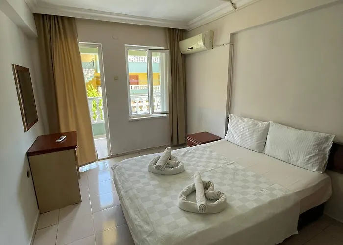 Club Sunset Apartmanhotel 3*